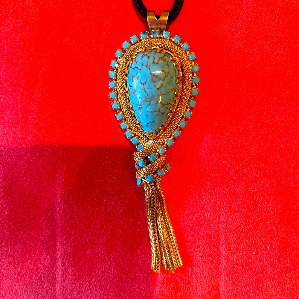 Vintage Rare High end Costume Turquoise and Gold Pendant